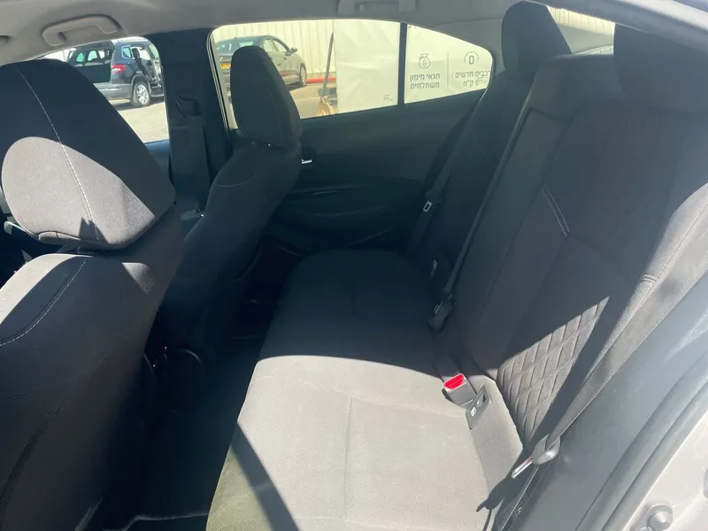 Toyota Corolla с пробегом, 2021