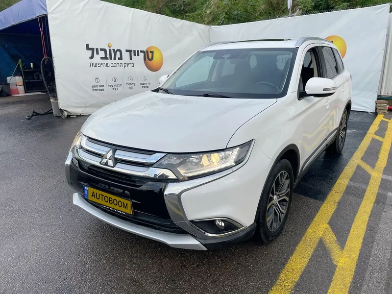 Mitsubishi Outlander 2nd hand, 2017, private hand