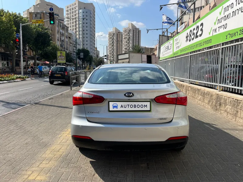 Kia Forte с пробегом, 2014