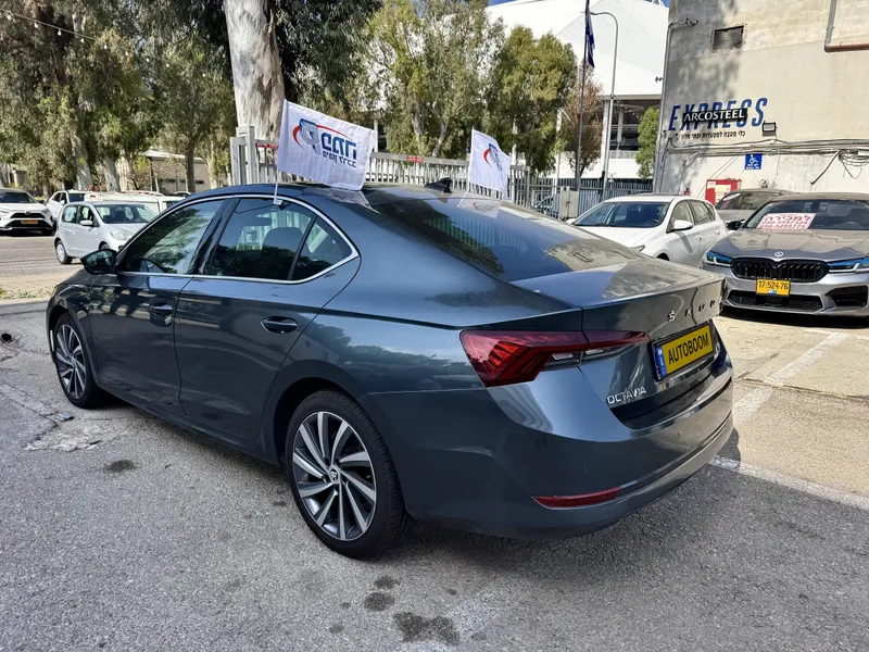 סקודה אוקטביה יד 2 רכב, 2021, פרטי
