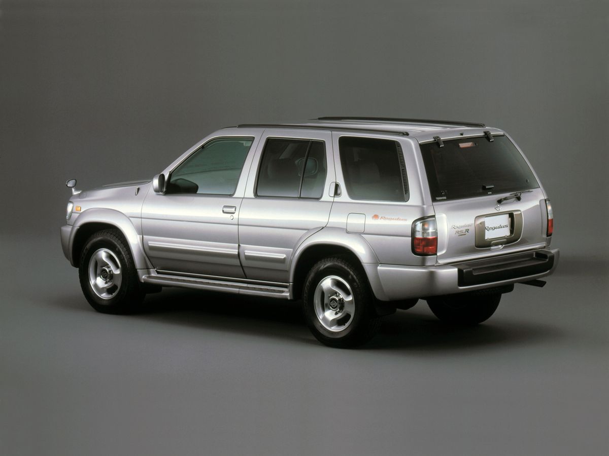 ניסאן טראנו רגולוס 1996. מרכב, צורה. רכב שטח 5 דלתות, 1 דור