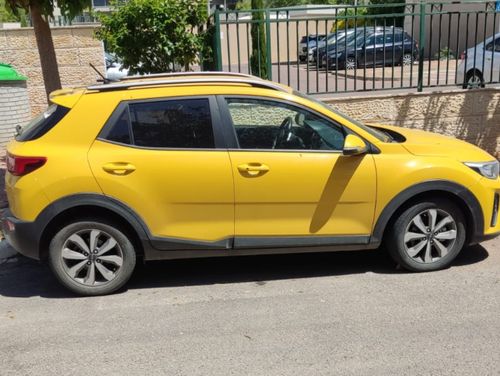 Kia Stonic, 2022, photo
