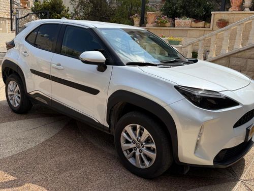 Toyota Yaris Cross, 2023, фото