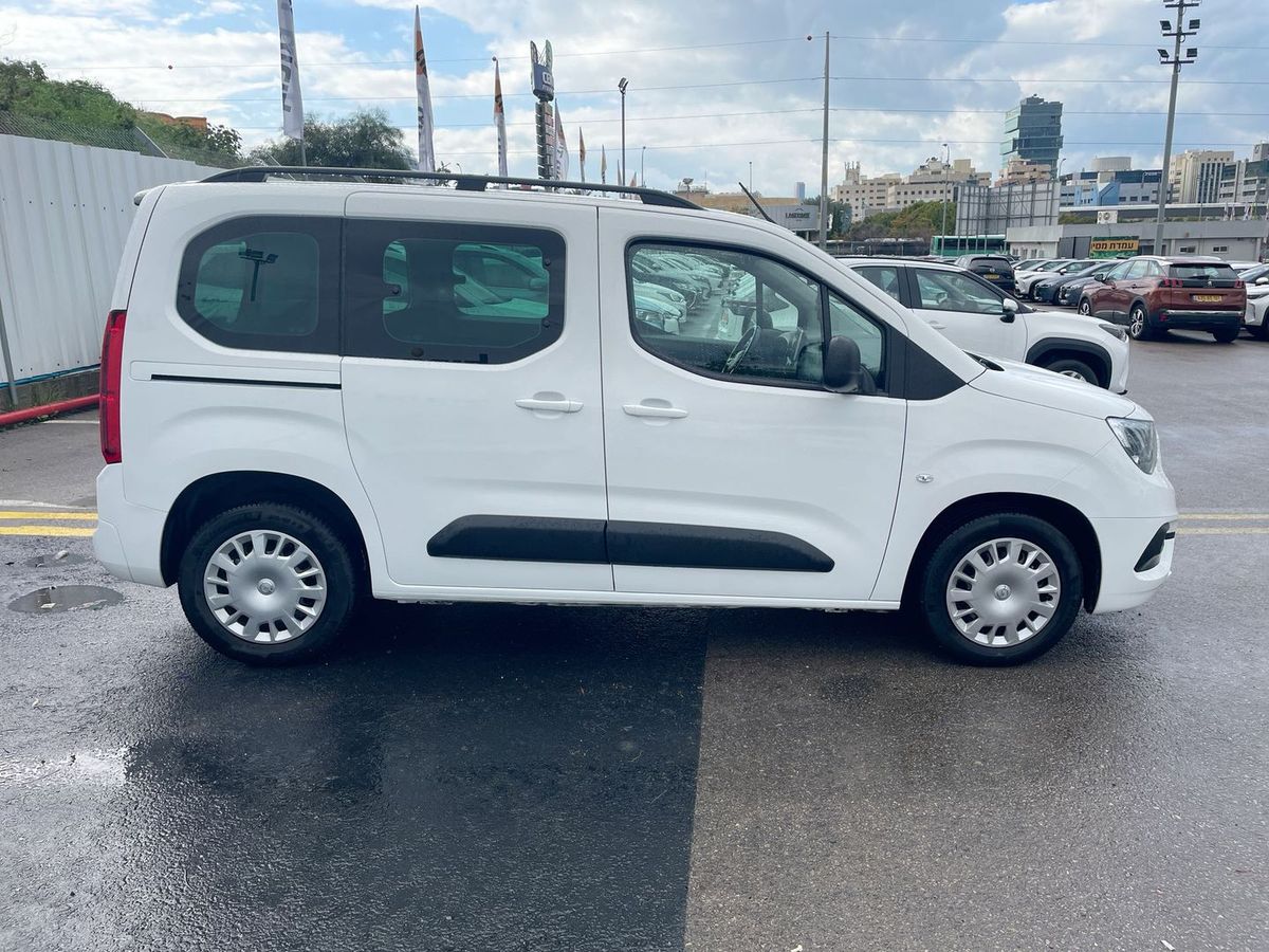 Opel Combo с пробегом, 2022, частная рука
