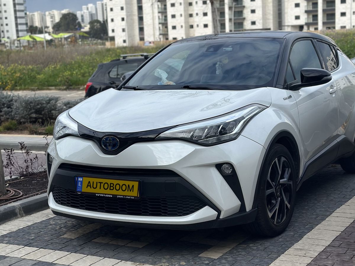Toyota C-HR 2ème main, 2021, main privée