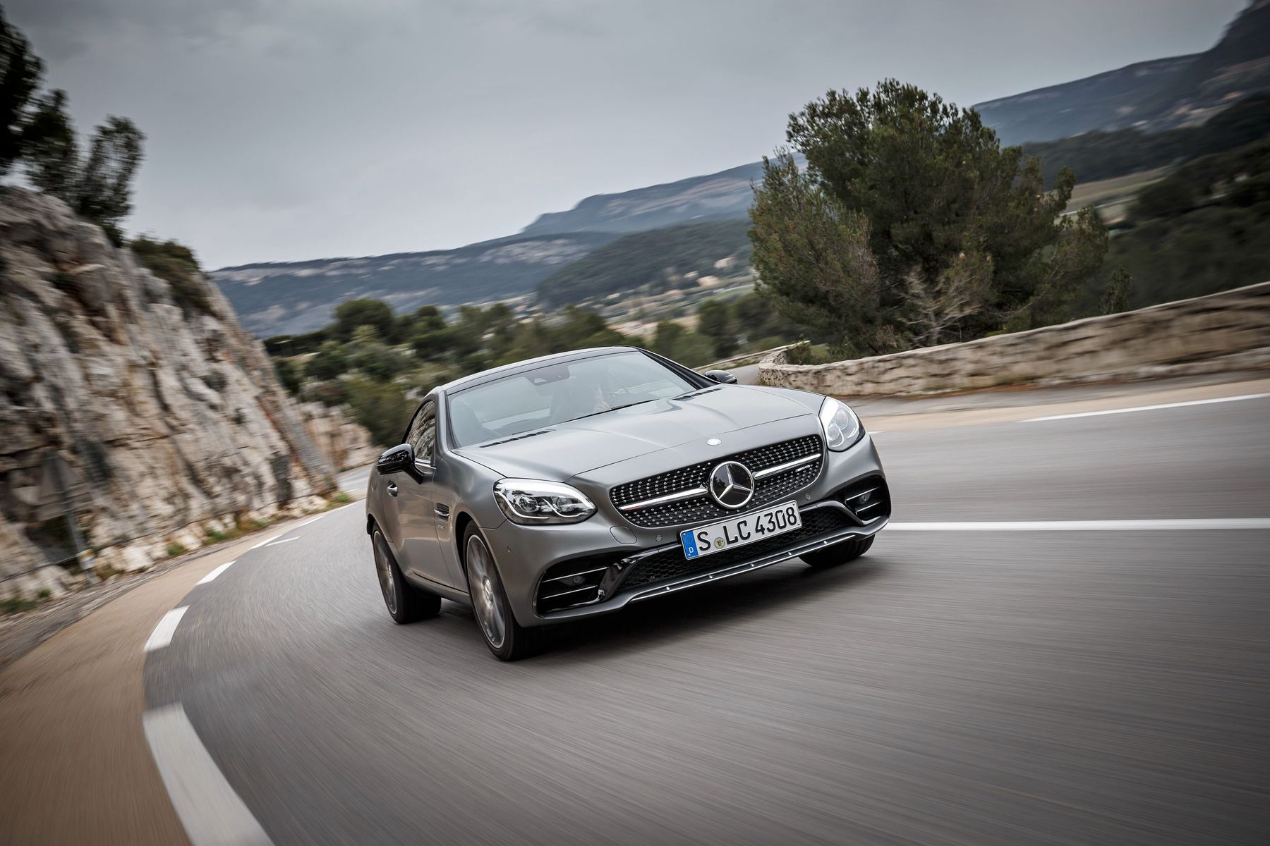 Mercedes AMG SLC 43