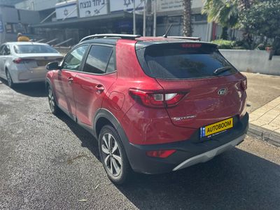 Kia Stonic 2nd hand, 2021, private hand