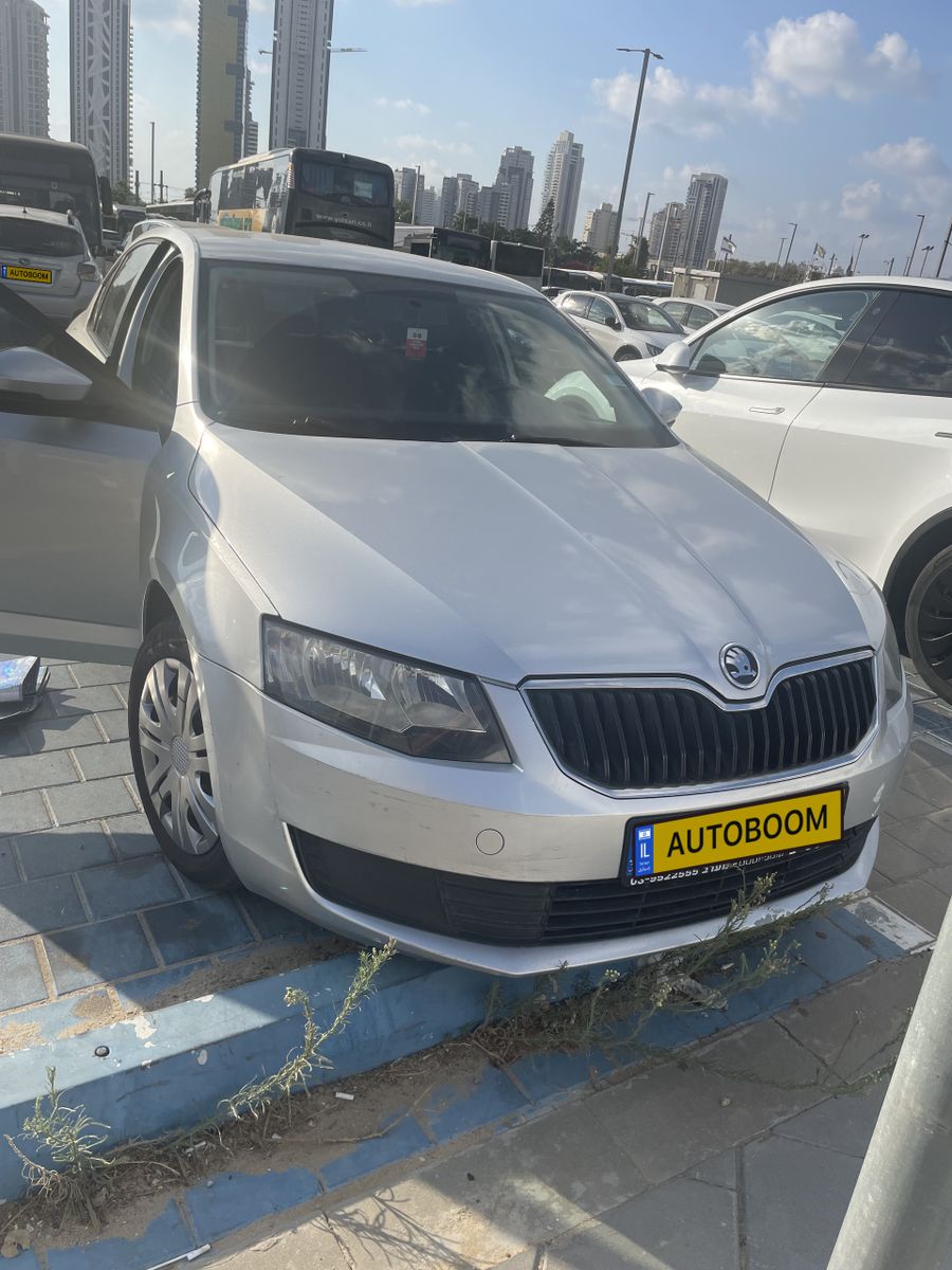 Škoda Octavia 2ème main, 2014, main privée