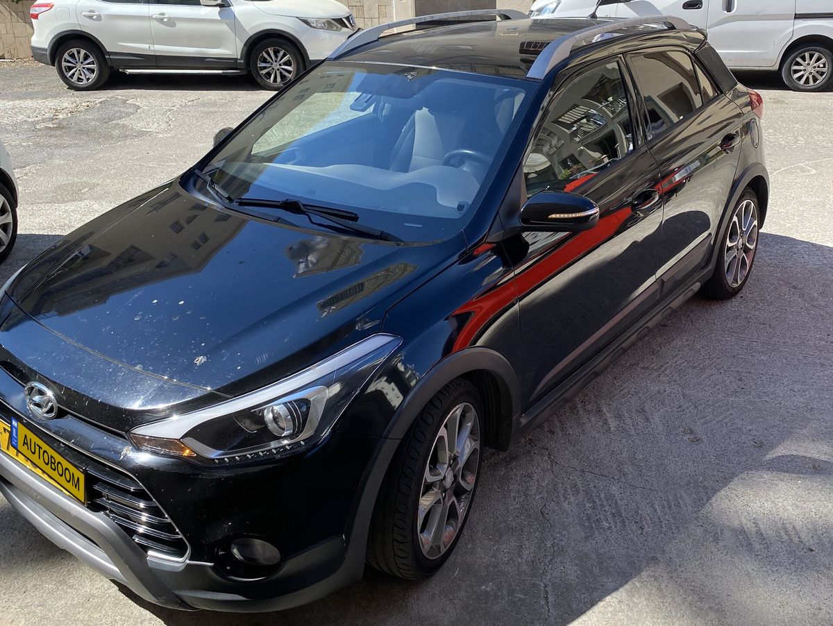 Hyundai i20 Cross с пробегом, 2017, частная рука