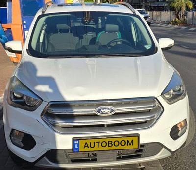 Ford Kuga 2nd hand, 2020, private hand
