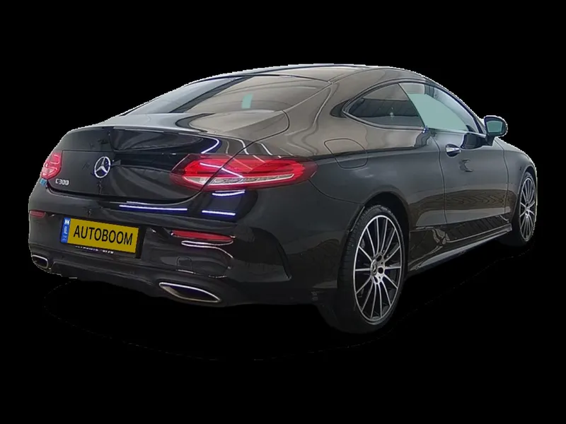 Mercedes C-Class 2ème main, 2022, main privée