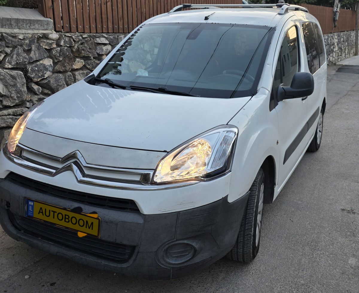 Citroen Berlingo 2nd hand, 2013, private