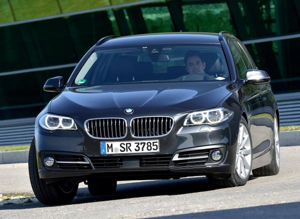 BMW Série 5 2013. Carrosserie, extérieur. Break 5-portes, 6 génération, restyling