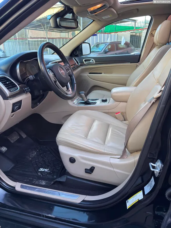 Jeep Grand Cherokee 2nd hand, 2017, private