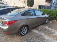 Hyundai i25 2nd hand, 2011, private