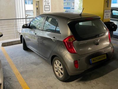 Kia Picanto 2nd hand, 2013, private hand
