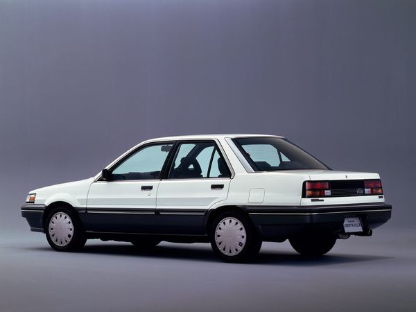 Nissan Liberta Villa 1986. Bodywork, Exterior. Sedan, 2 generation