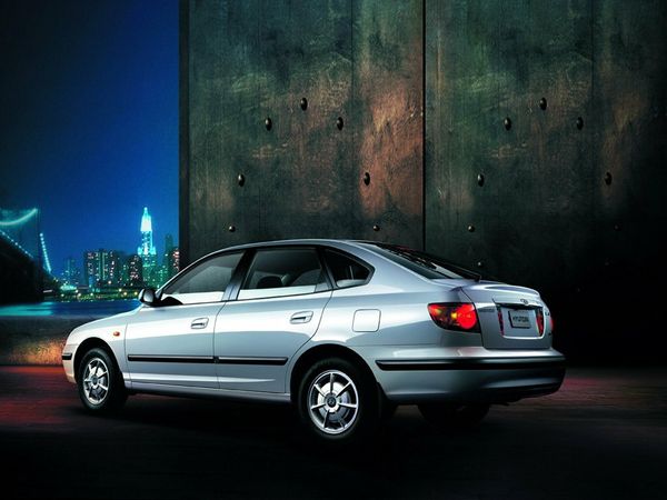 Hyundai Avante 2000. Carrosserie, extérieur. Liftback, 3 génération