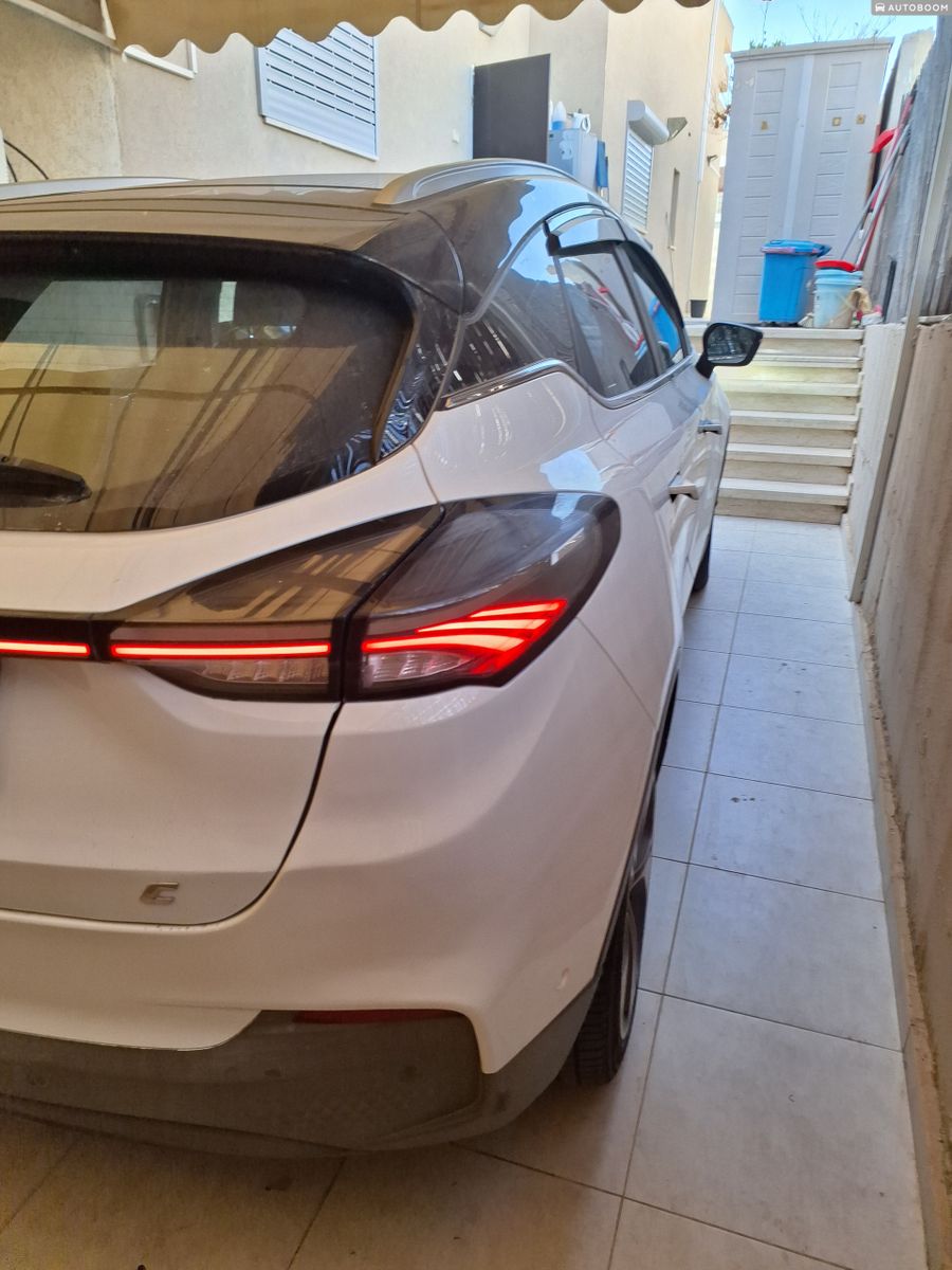 جيلي جيوميتري C مستعمل, 2023, خصوصي