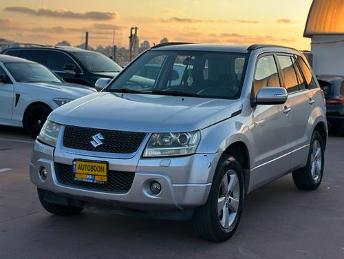 Suzuki Grand Vitara, 2012, photo