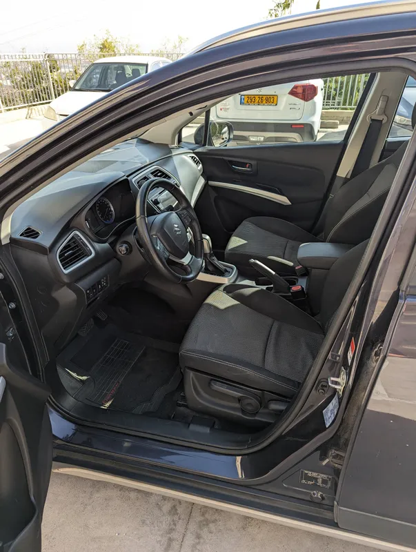 Suzuki SX4 2ème main, 2014, main privée