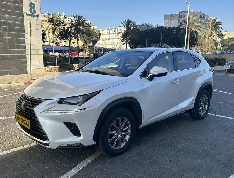 לקסוס NX יד 2 רכב, 2020, פרטי