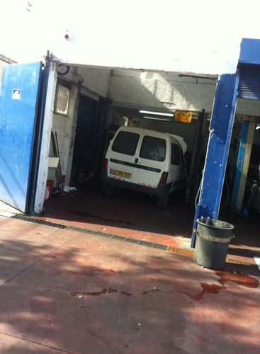 B.M Motors. صورة 1
