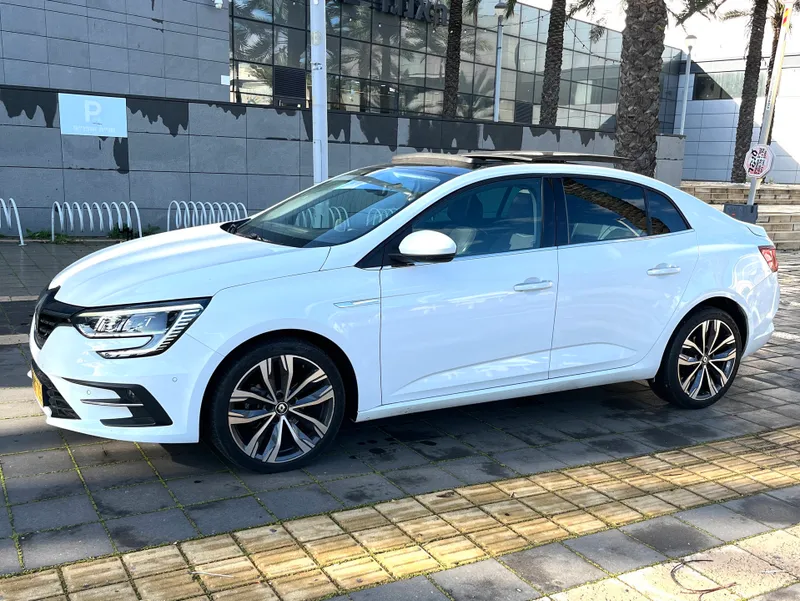 Renault Megane с пробегом, 2023, частная