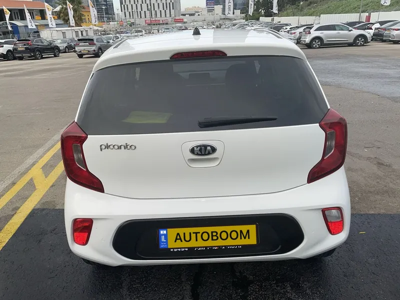 Kia Picanto 2nd hand, 2017, private hand