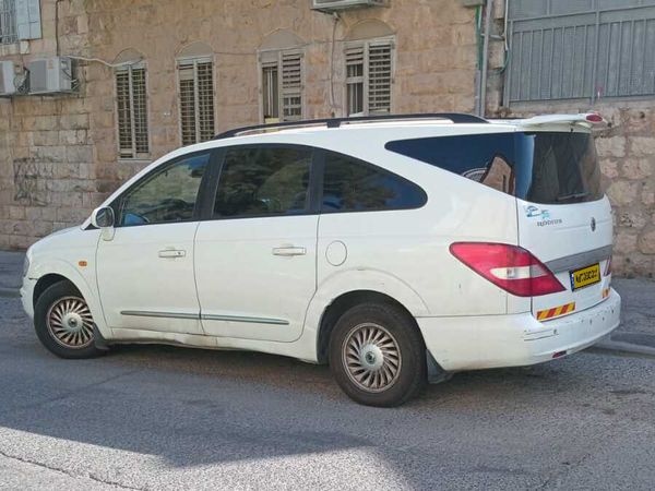 סאנגיונג רודיוס יד 2 רכב, 2006, פרטי