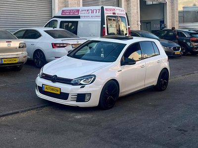 פולקסווגן גולף GTI יד 2 רכב, 2010, פרטי