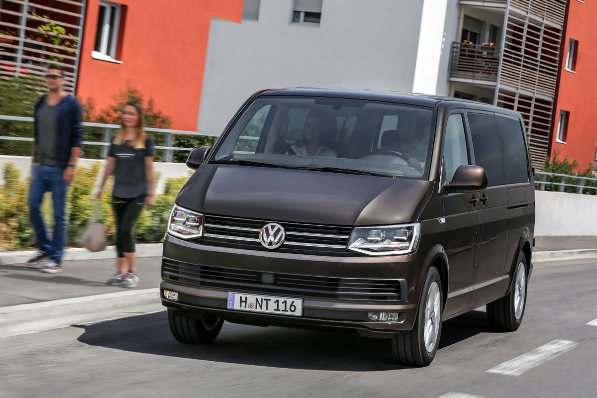Volkswagen Caravelle 2015. Кузов, экстерьер. Минивэн Лонг, 6 поколение