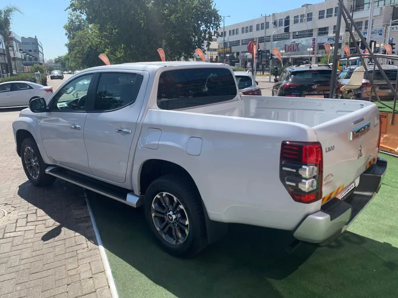 Mitsubishi Triton новый, 2021