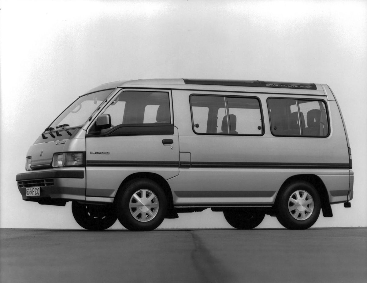 Mitsubishi L300 1987. Bodywork, Exterior. Minivan, 2 generation