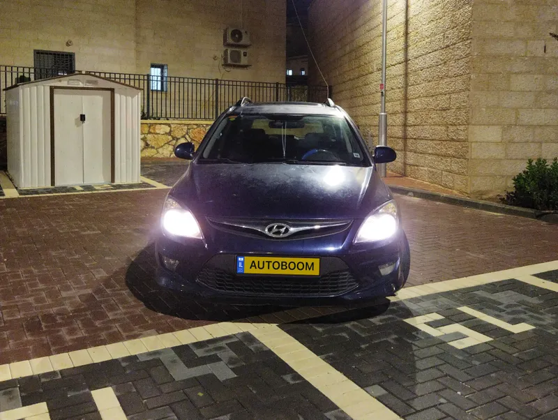 Hyundai i30 2nd hand, 2011, private hand