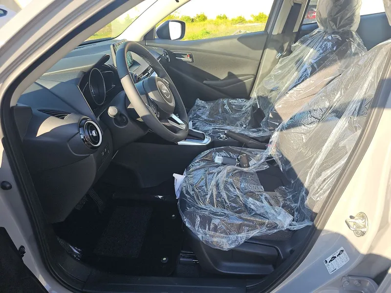 Mazda 2 nouvelle voiture, 2025