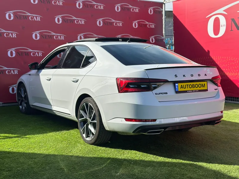 Škoda Superb 2ème main, 2024, main privée