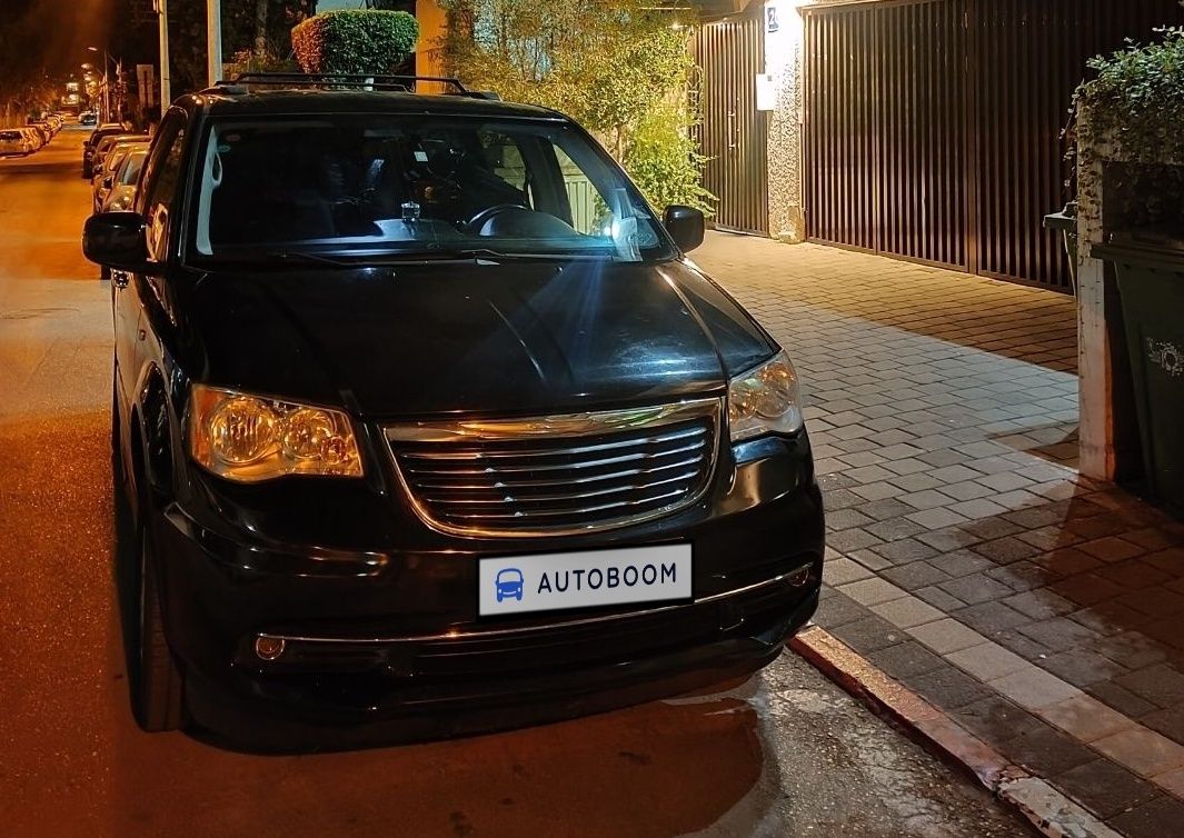 Chrysler Grand Voyager 2nd hand, 2014, private hand