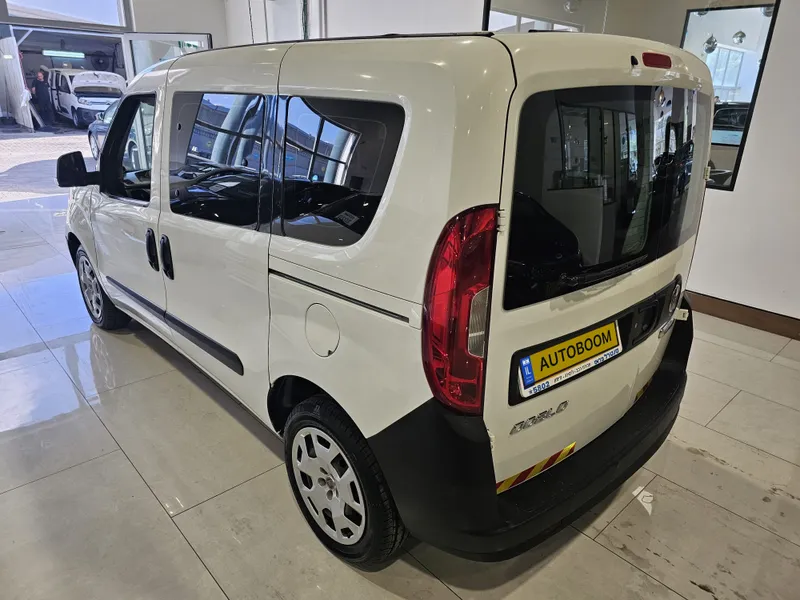 Fiat Doblo 2ème main, 2021