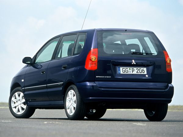 Mitsubishi Space Star 2002. Carrosserie, extérieur. Compact Van, 1 génération, restyling