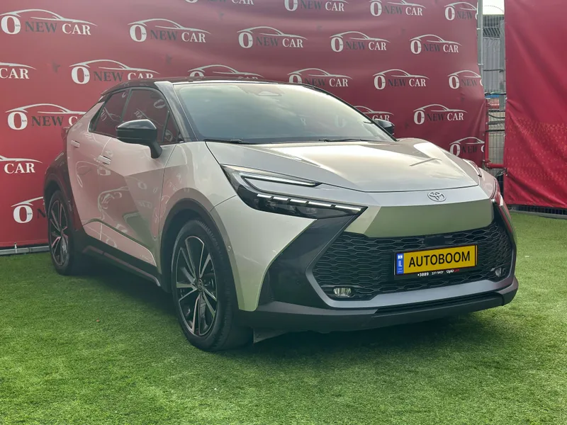Toyota C-HR с пробегом, 2024, частная рука