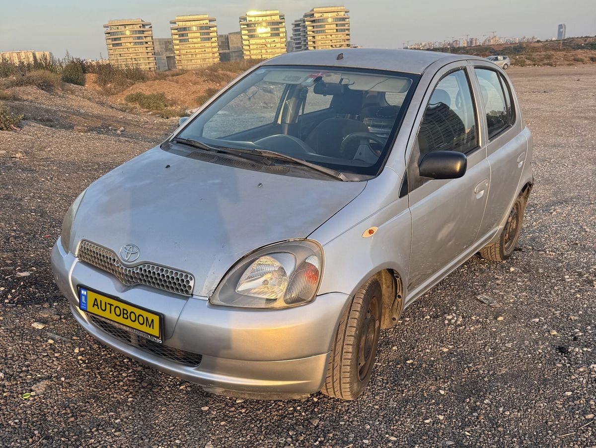Toyota Yaris 2nd hand, 2002, private