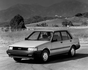 טויוטה קורולה ‏1983. מרכב, צורה. סדאן, 5 דור