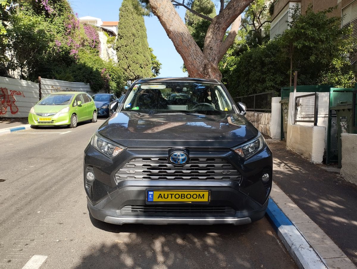 Toyota RAV4 2ème main, 2019, main privée