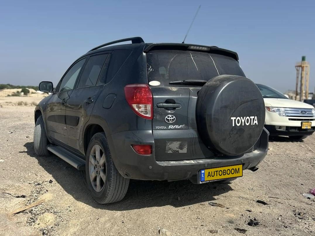 Toyota RAV4 с пробегом, 2008, частная рука