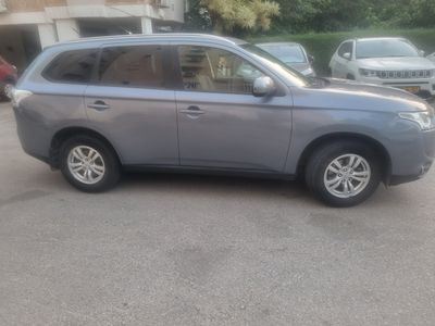 Mitsubishi Outlander 2ème main, 2015, main privée