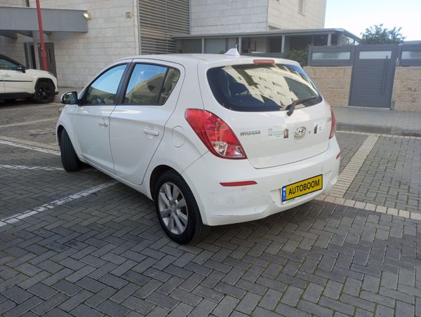 Hyundai i20 с пробегом, 2014, частная рука
