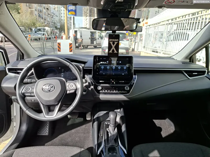 Toyota Corolla 2nd hand, 2023