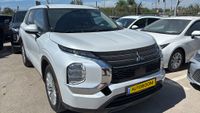 Mitsubishi Outlander 2nd hand, 2023