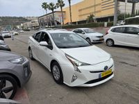 Toyota Prius 2nd hand, 2019, private